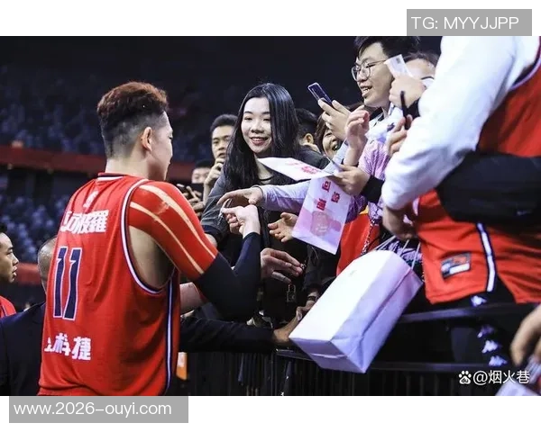 全运会小组赛周琦领衔四川男篮轻松战胜河南队取得胜利