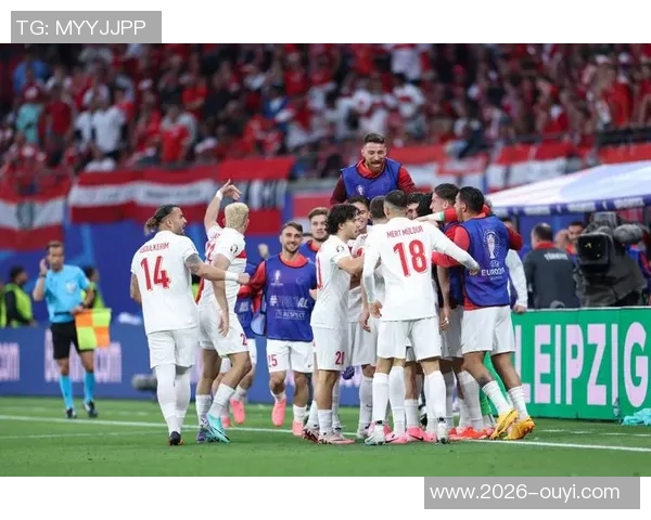 土耳其队在世预赛中大胜格鲁吉亚伊尔迪兹和德米拉尔联手攻入四球 土耳其队在世预赛中大胜格鲁吉亚伊尔迪兹和德米拉尔联手攻入四球